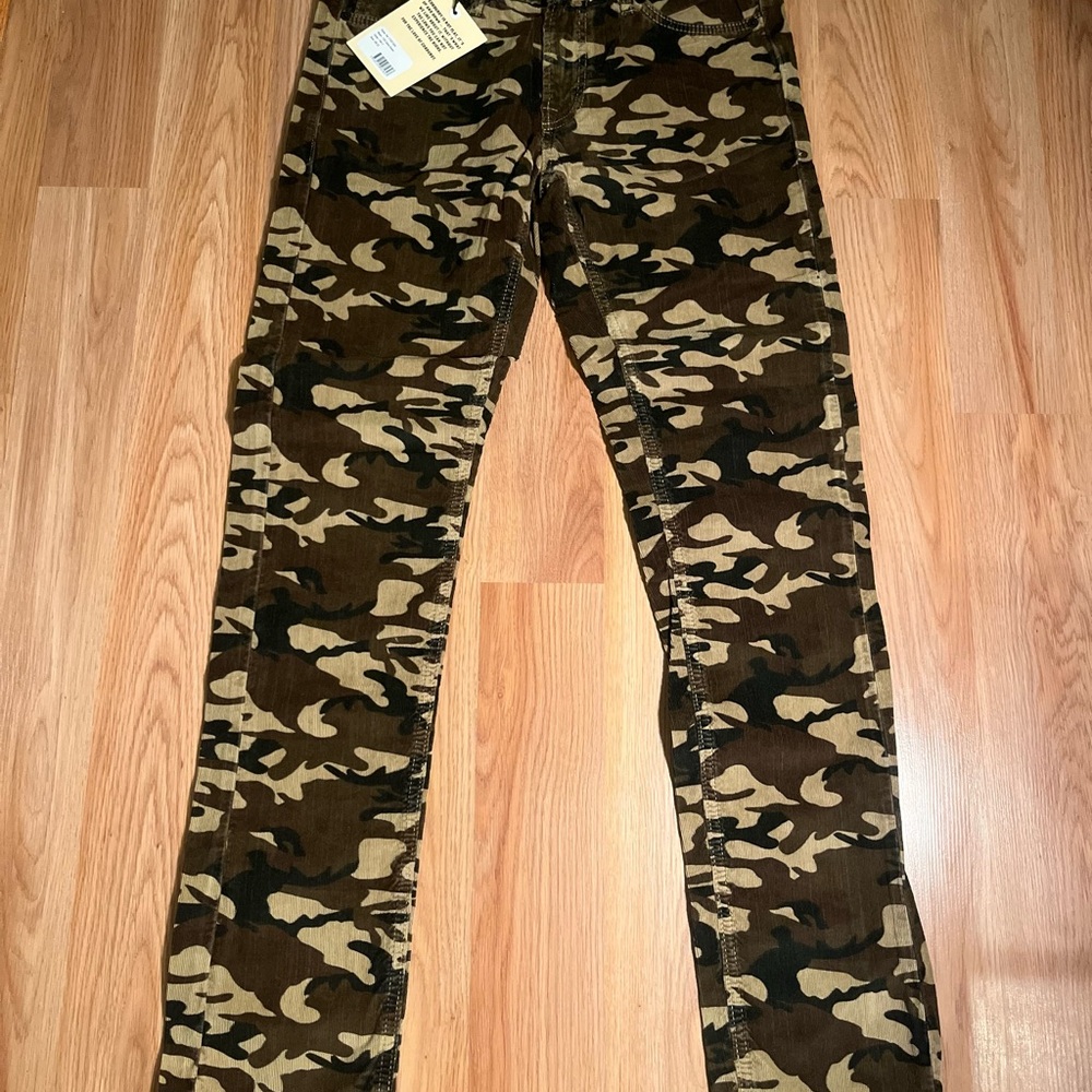 Camo Green Coloredff Corduroys Men’s 6 sizes Cords New With Tags